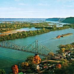 Upper Mississippi River Restoration–Environmental Management Program established