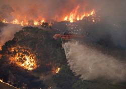Another Australian wildfire ignites