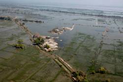 Melting glaciers trigger floods in Pakistan