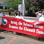 Largest US dam removal, restoring salmon fisheries