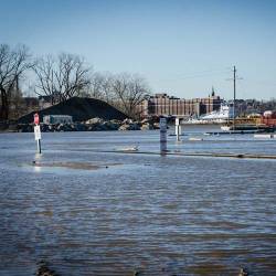 Historic floods due in part to river mismanagement