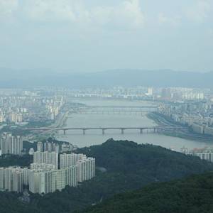 Bygone Joy On The Han River