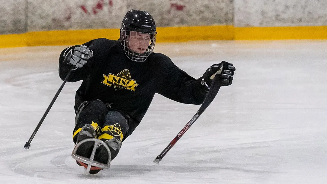 Paraishockeyspelaren Iiro Knoll.