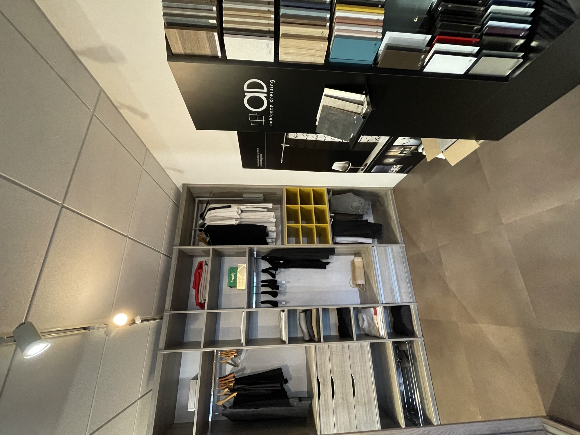 showroom-dressing-composable-gris-clair-rodez