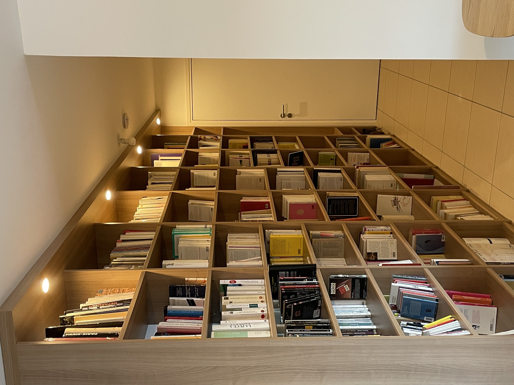 bibliotheque-cd-bois-clair