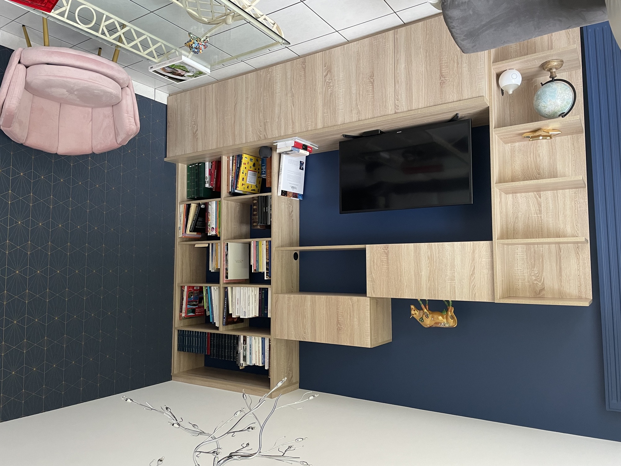meuble-tv-bois-clair-bleu-nuit