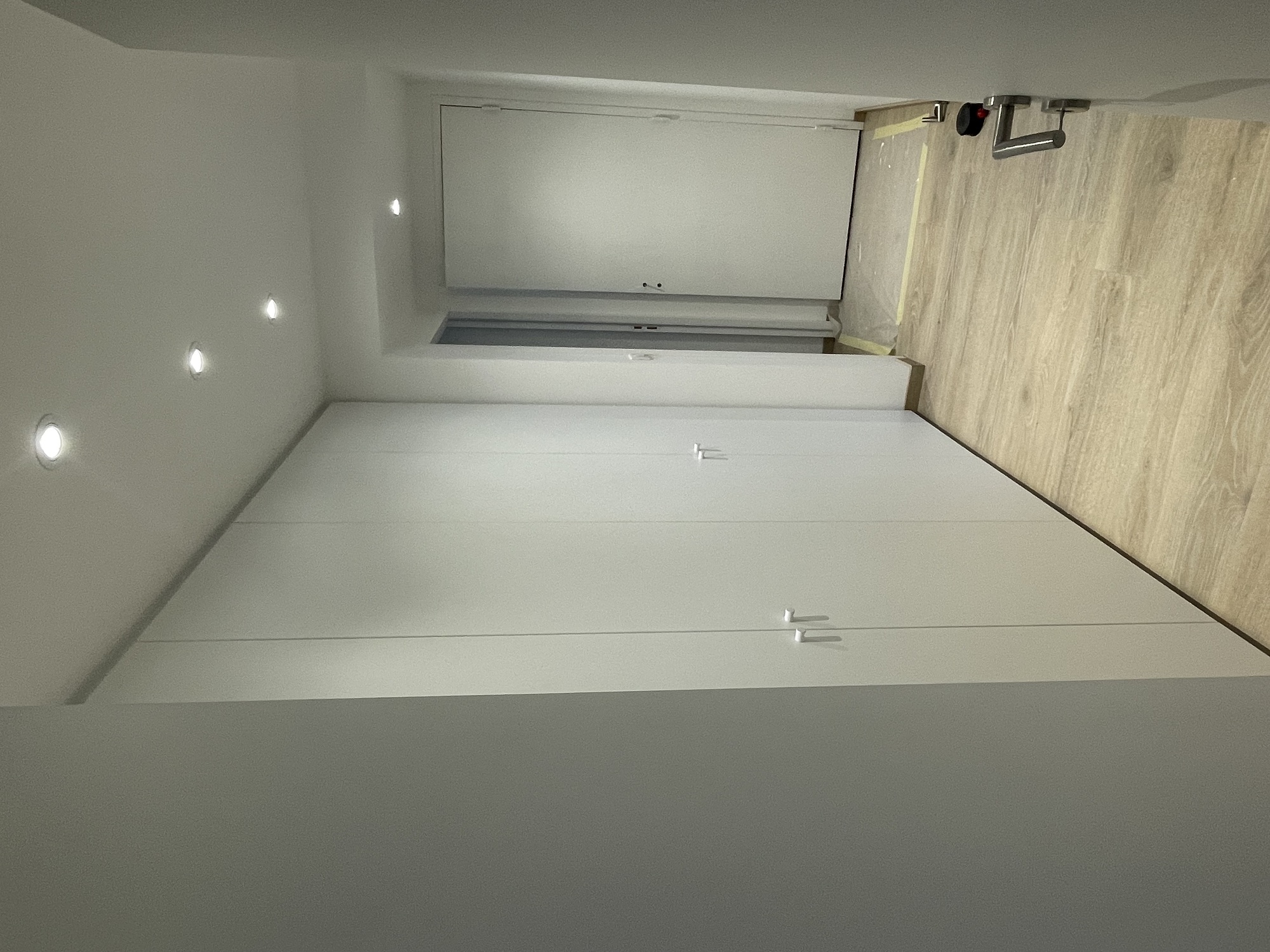 placard-sur-mesure-blanc-rodez