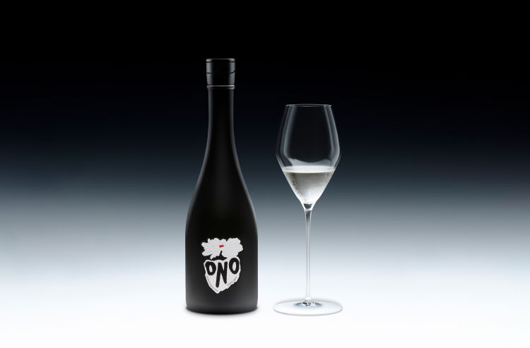 mythology-sake-ono-2024-japan-2-logo-bottle-label-identity-design-bottle-next-to-glass-image-photography