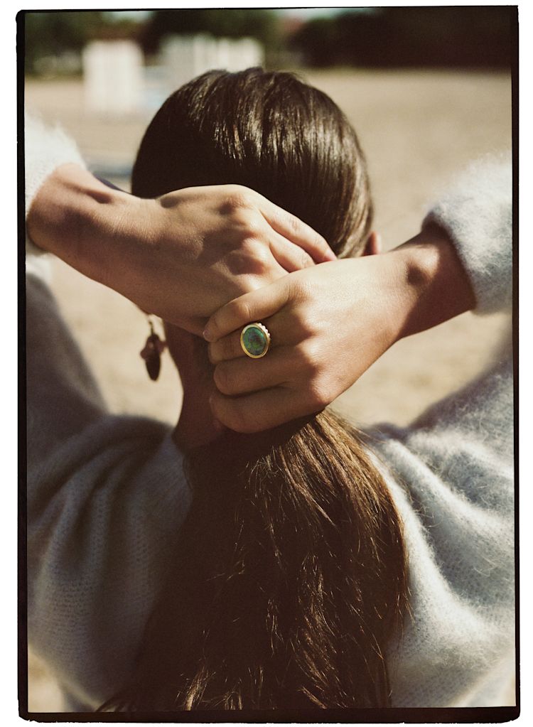 Irene-Neuwirth-Jessica-Rae-Springsteen-Opal-Pearl-Halo-Ring-2019