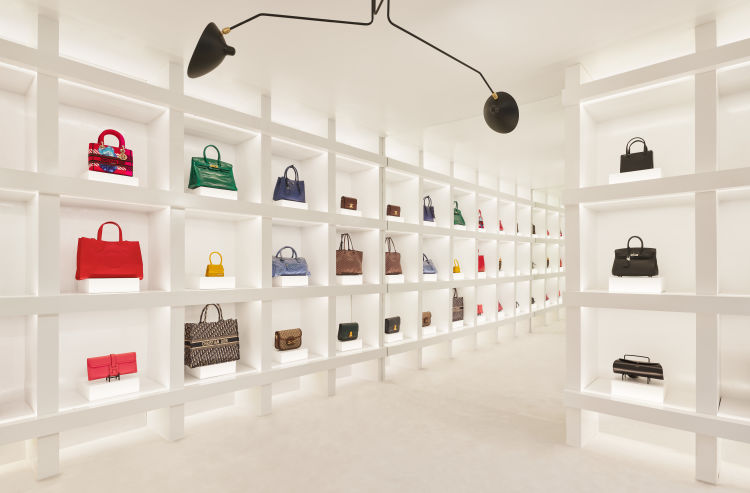 TRR-The-Real Real-Mythology-Retail-Design-NYC-301-Canal-Street-Pop-Up-Luxury-Bags-Shelving-Space-HERO