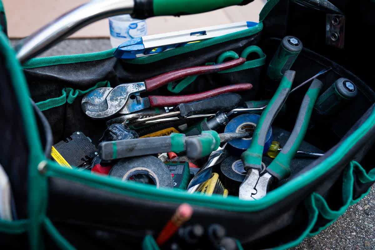 How Much Does An Electrician Make In Every State (Updated For 2021