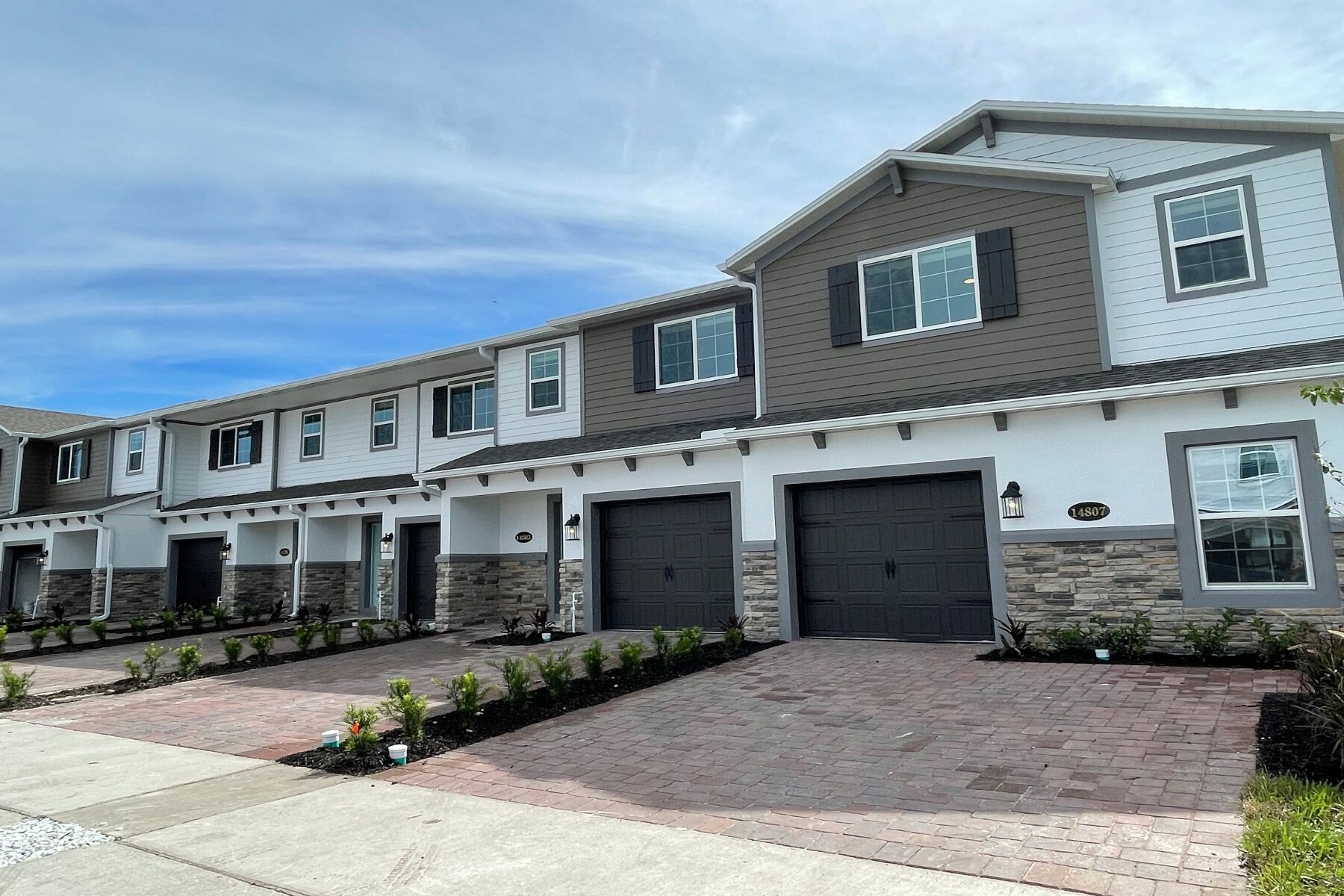 -Z4-TysonRanch-Streetscape