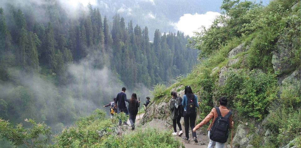 kheerganga-trek