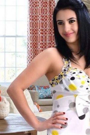 call girl stand in Mumbai Marathi women housewife