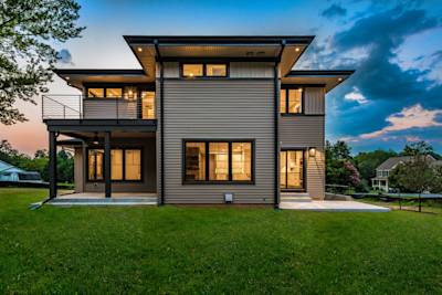 Vinyl Siding Styles and Their Benefits with Solid Construction & Design