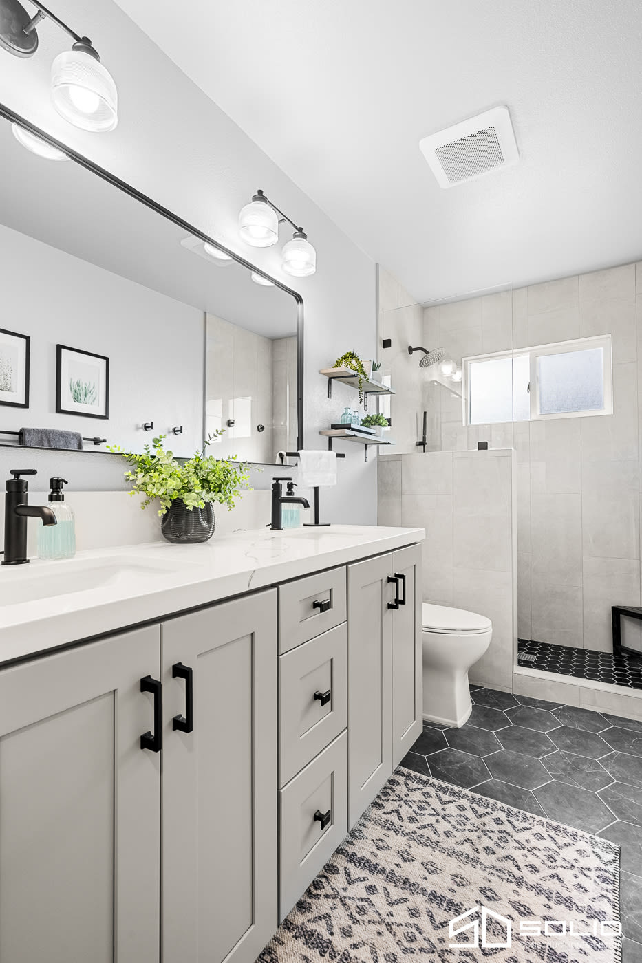 Complete Bathroom Makeover