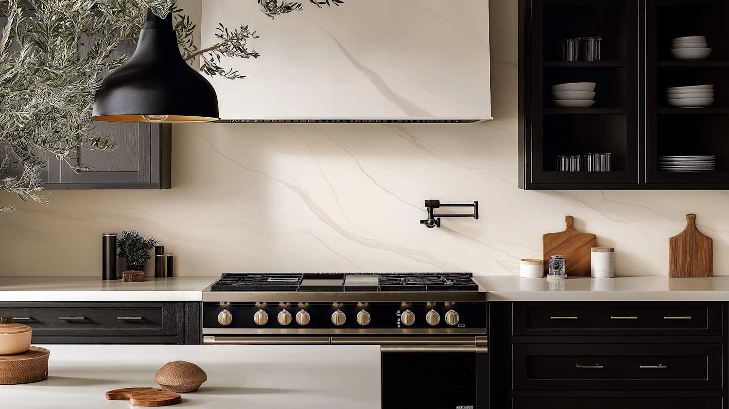 Marble Backsplash: Enhance Your Kitchen's Elegance