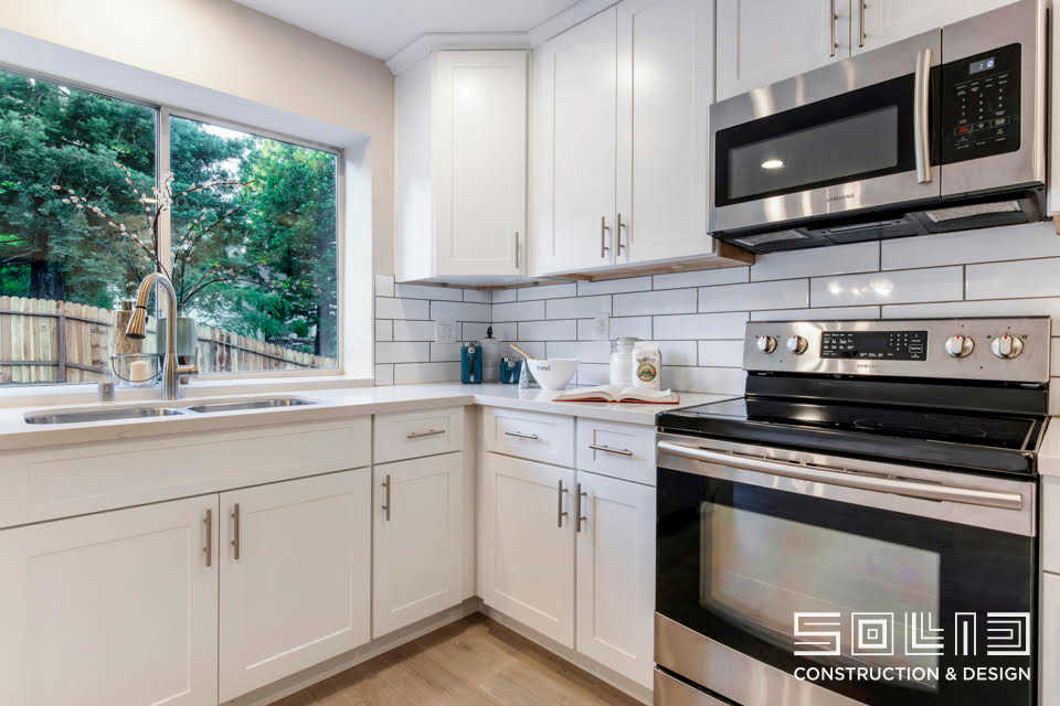 A Guide to Designing a Kitchen That Looks Straight Out of a Remodeling Showroom