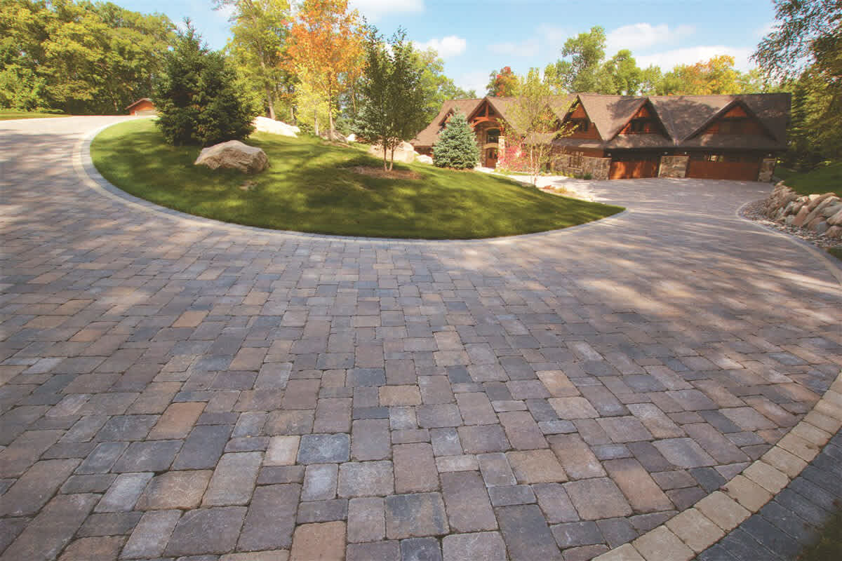 7 Concrete Driveway Design Ideas
