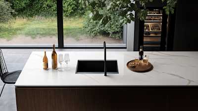 Discover the Beauty of Cristallo Quartzite