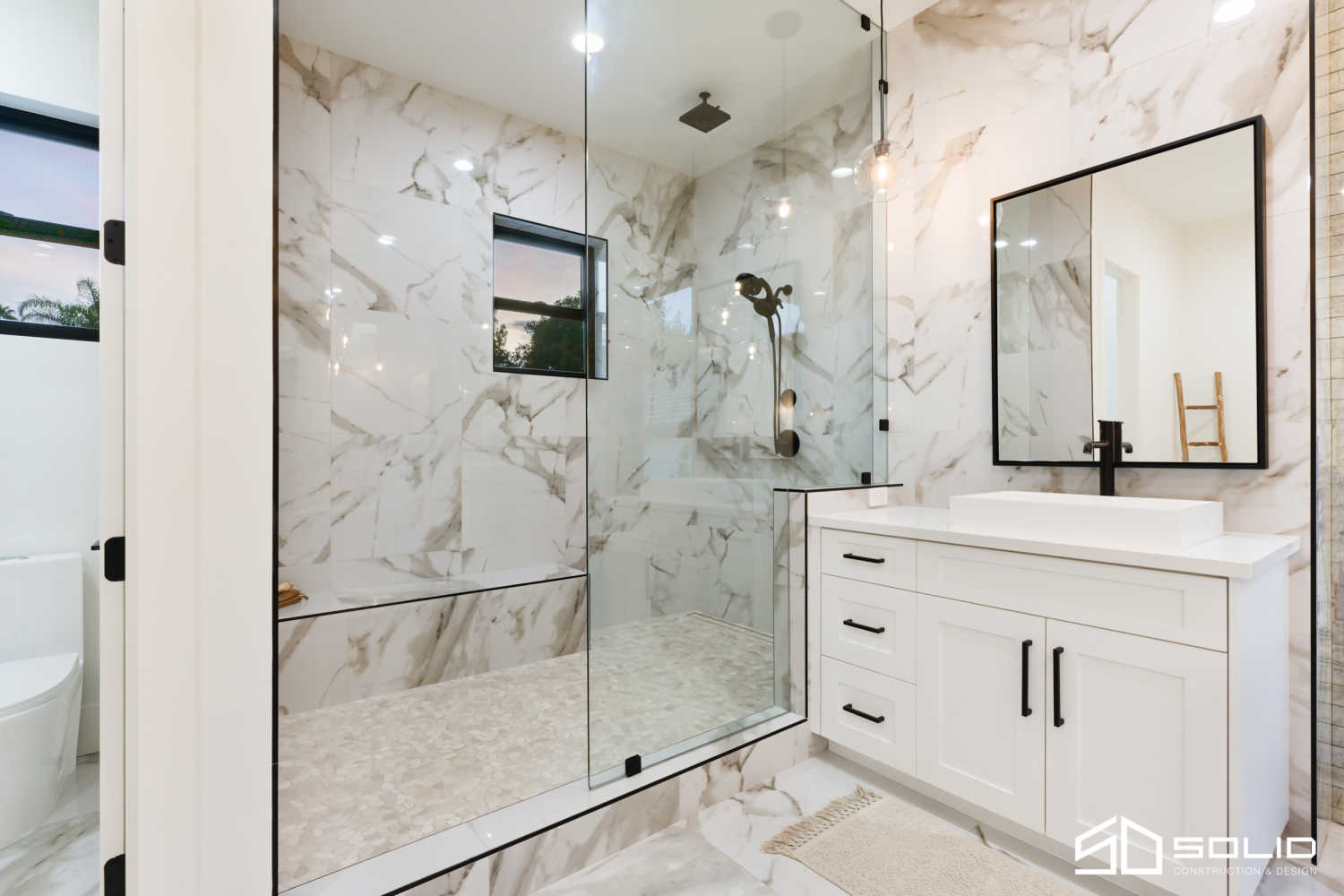 5 Benefits of Installing a Walk-In Shower in Your Bathroom