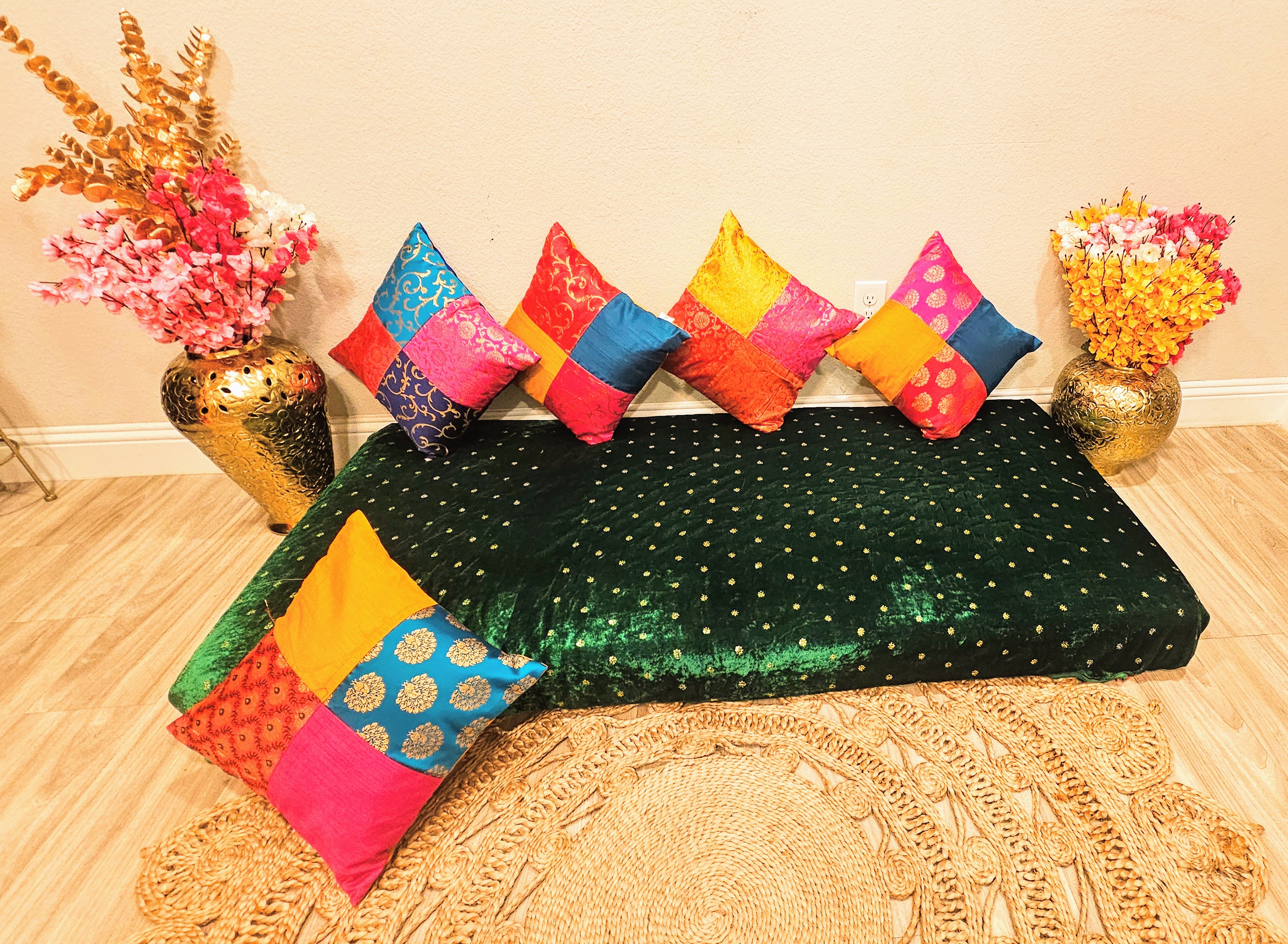 Sitting Arrangement with pots