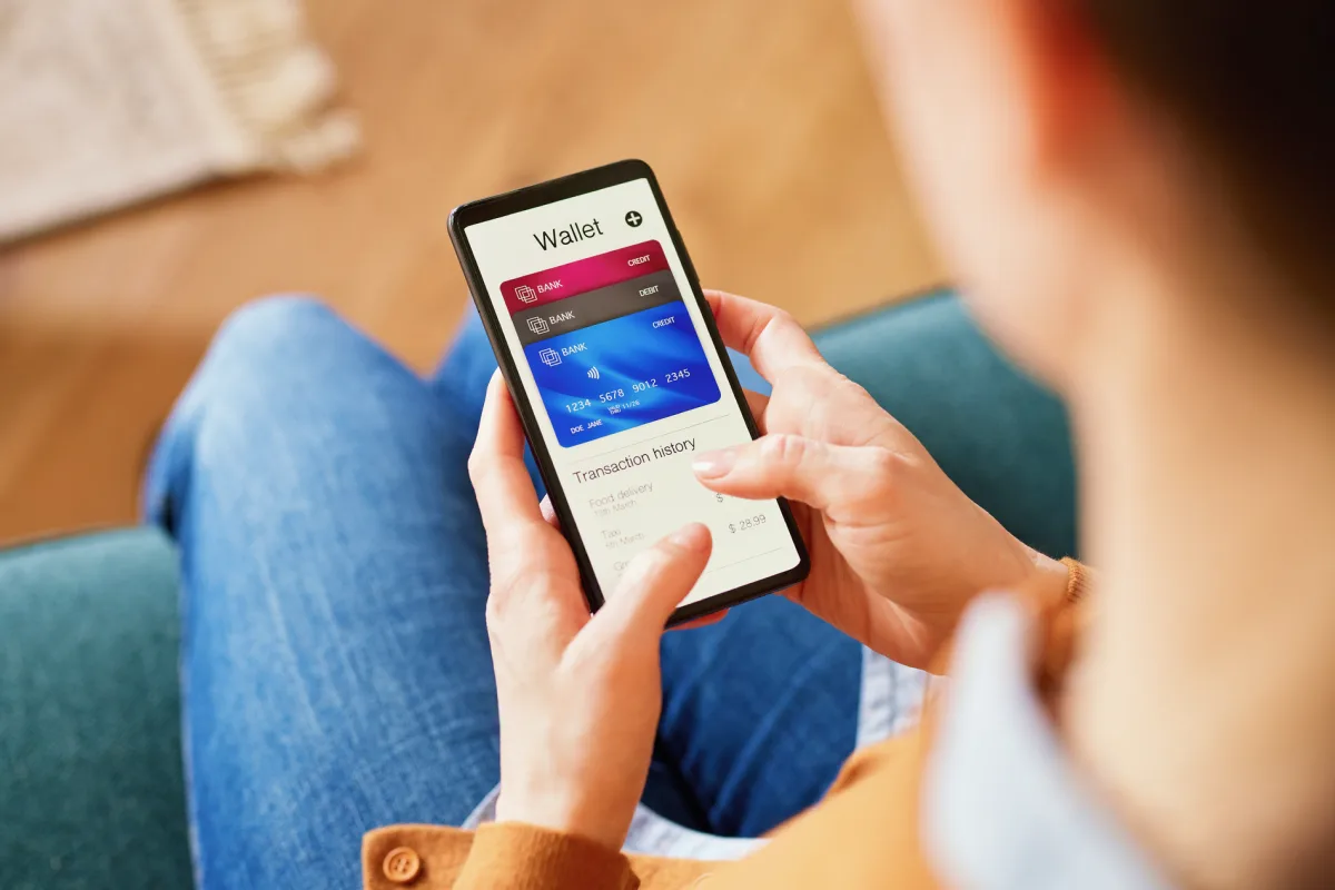 What Is a Cash Advance Fee? (And What Different Banks Charge) EarnIn