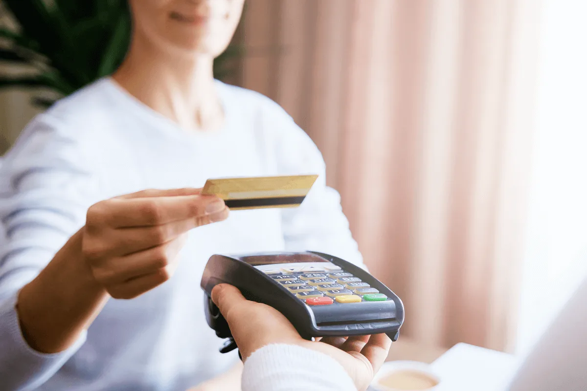 Thumbnail for Need a $300 Cash Advance? Costs, Considerations, and Alternatives 