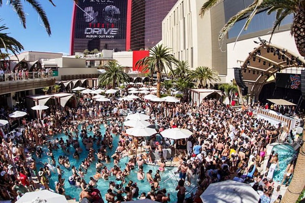 How dayclubs became integral part of Las Vegas party scene, Nightlife