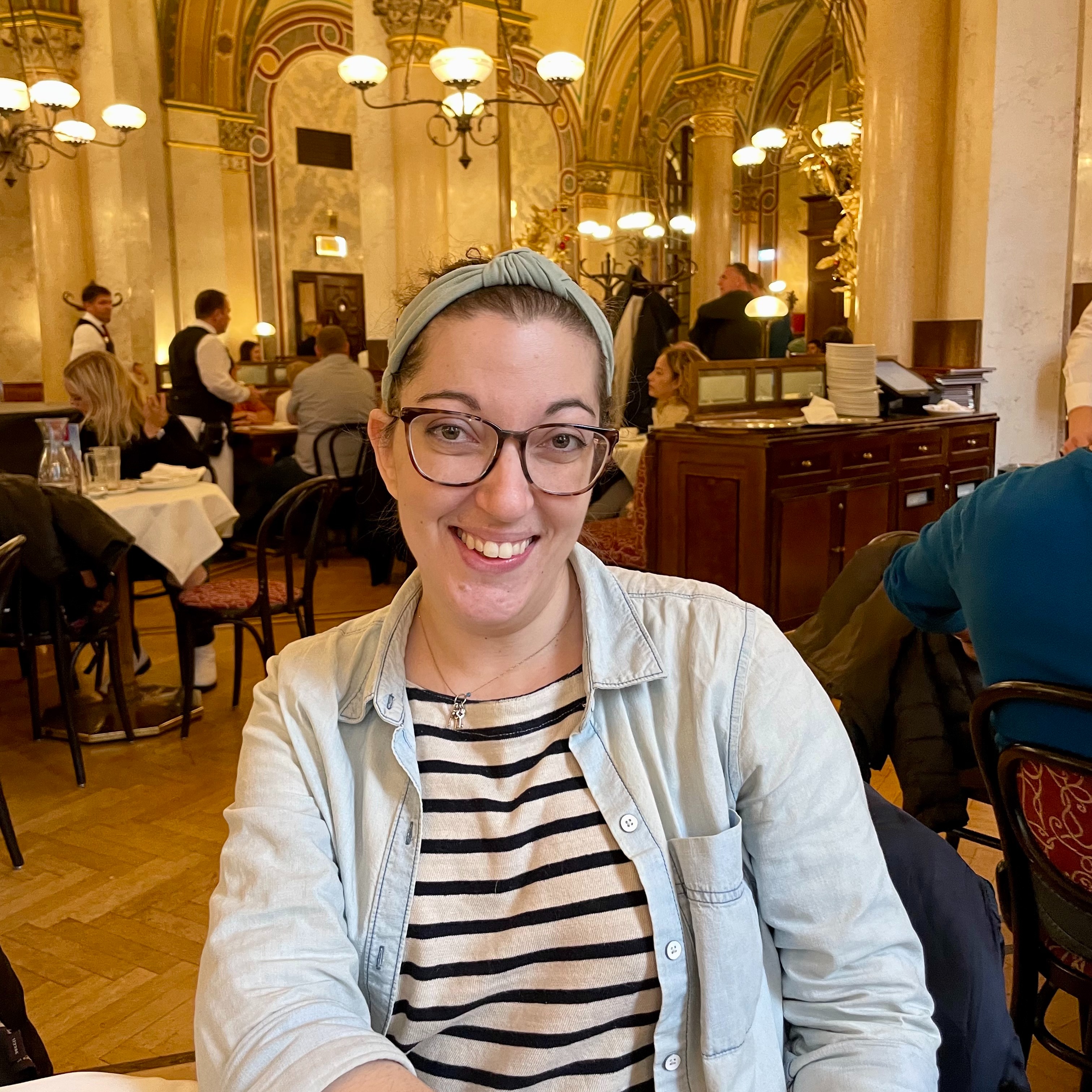 Danielle Feder | Fora Travel