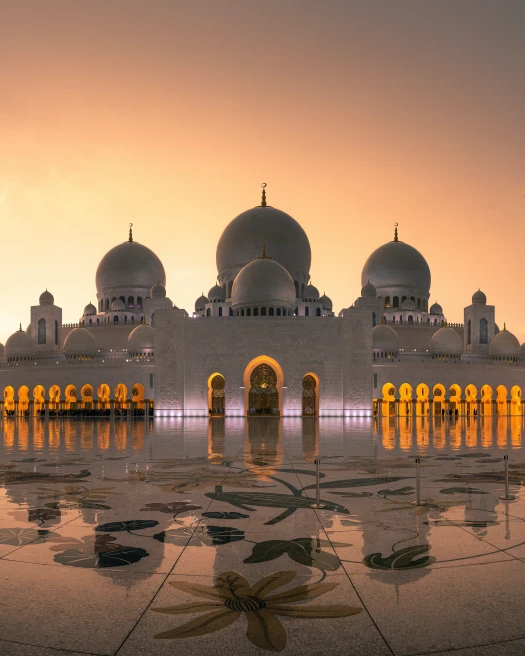 Mosque in Abu Dhabi at sunset. 