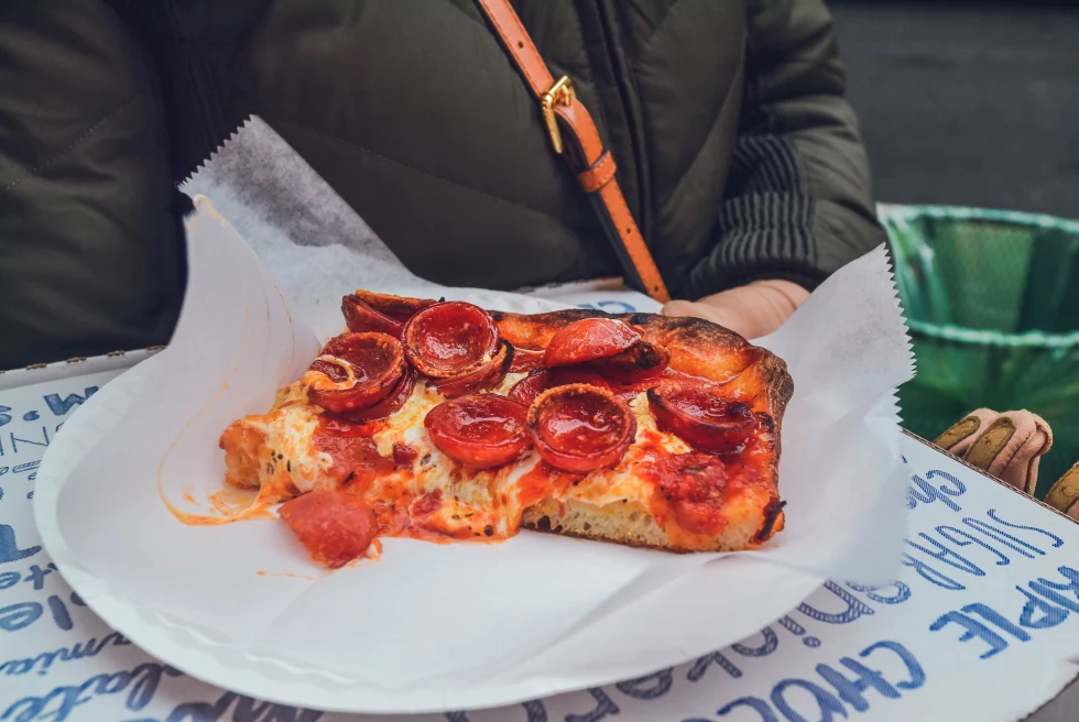 plate of pepperoni pizza