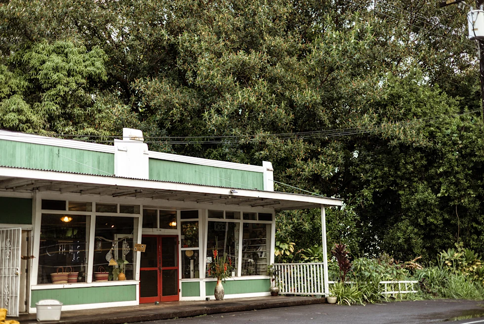 A green colored small cafe in Hawaii.