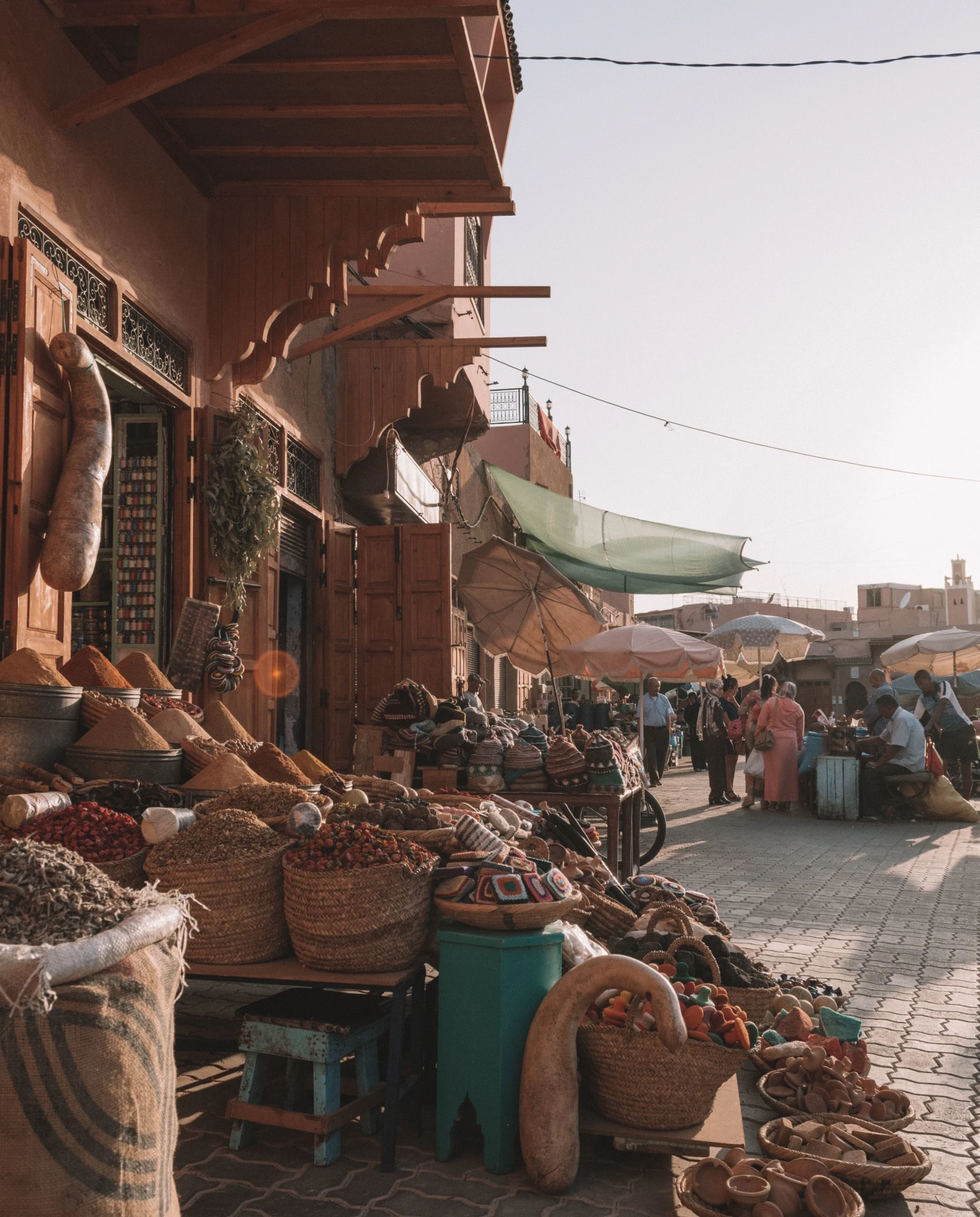 medina market in a dessert city 
