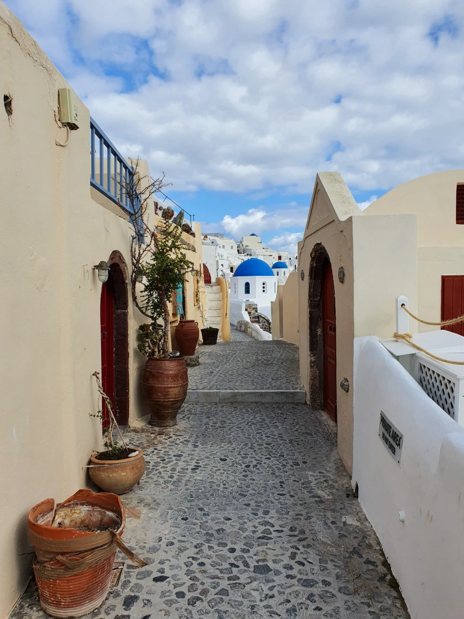 Santorini, Greece is a bucket-list-worthy place.