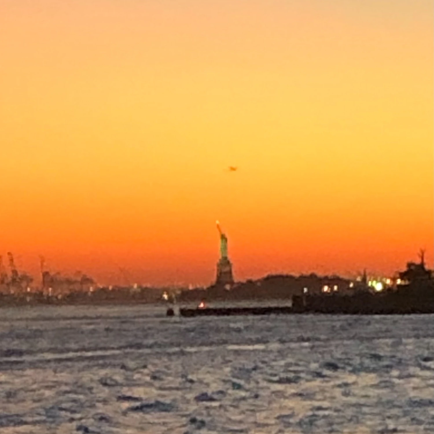 Travel Advisor Lauren Goldstein's photo of sunset by the bay.