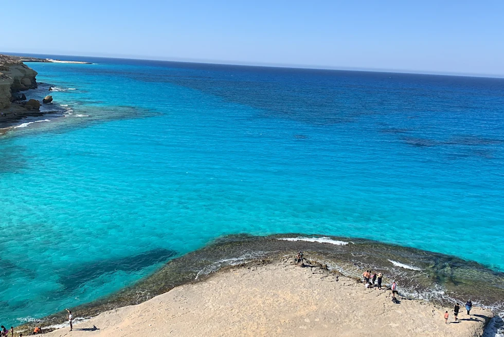 ocean horizon and blue sky