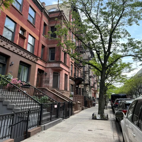 UWS Neighborhood