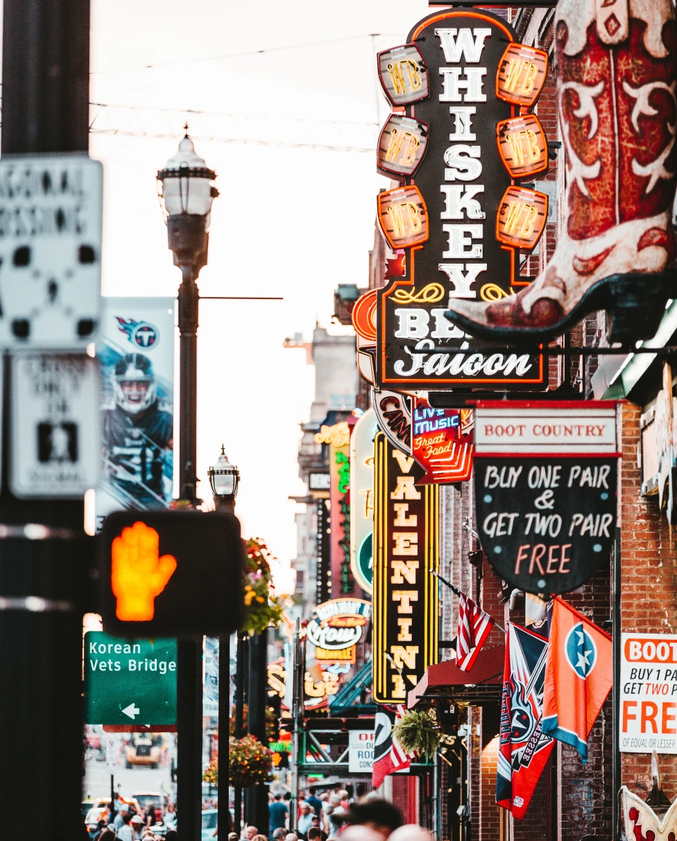 Busy street in downtown Nashville
