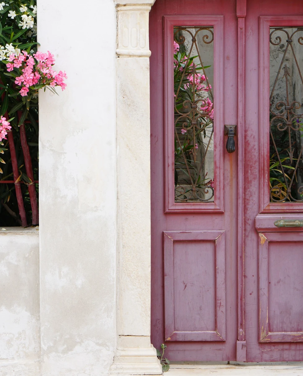 pink door 