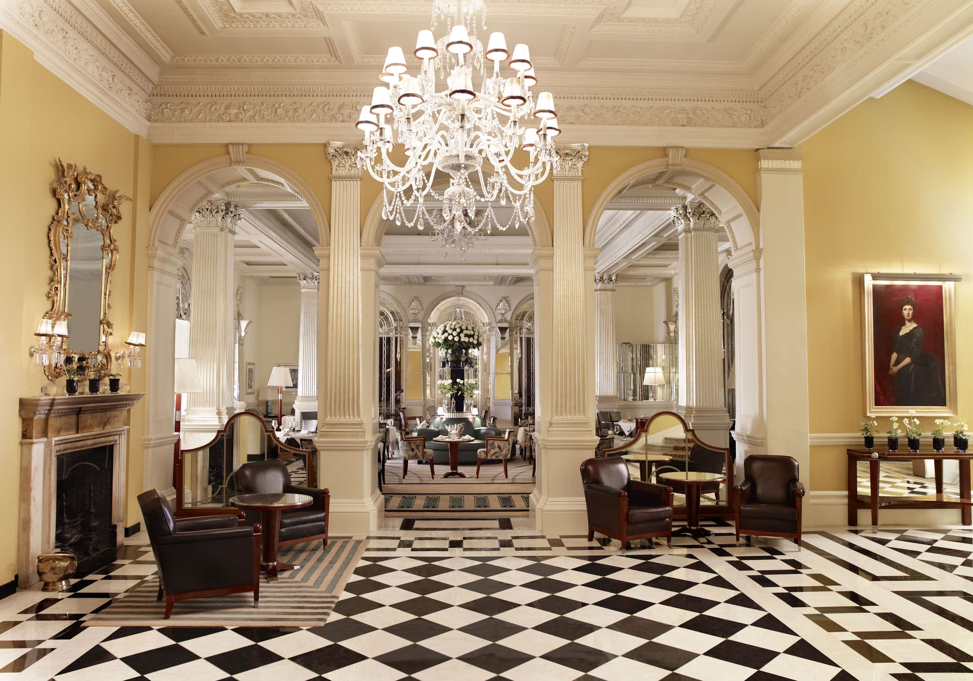 the-7-best-hotels-in-london-claridges-hotel