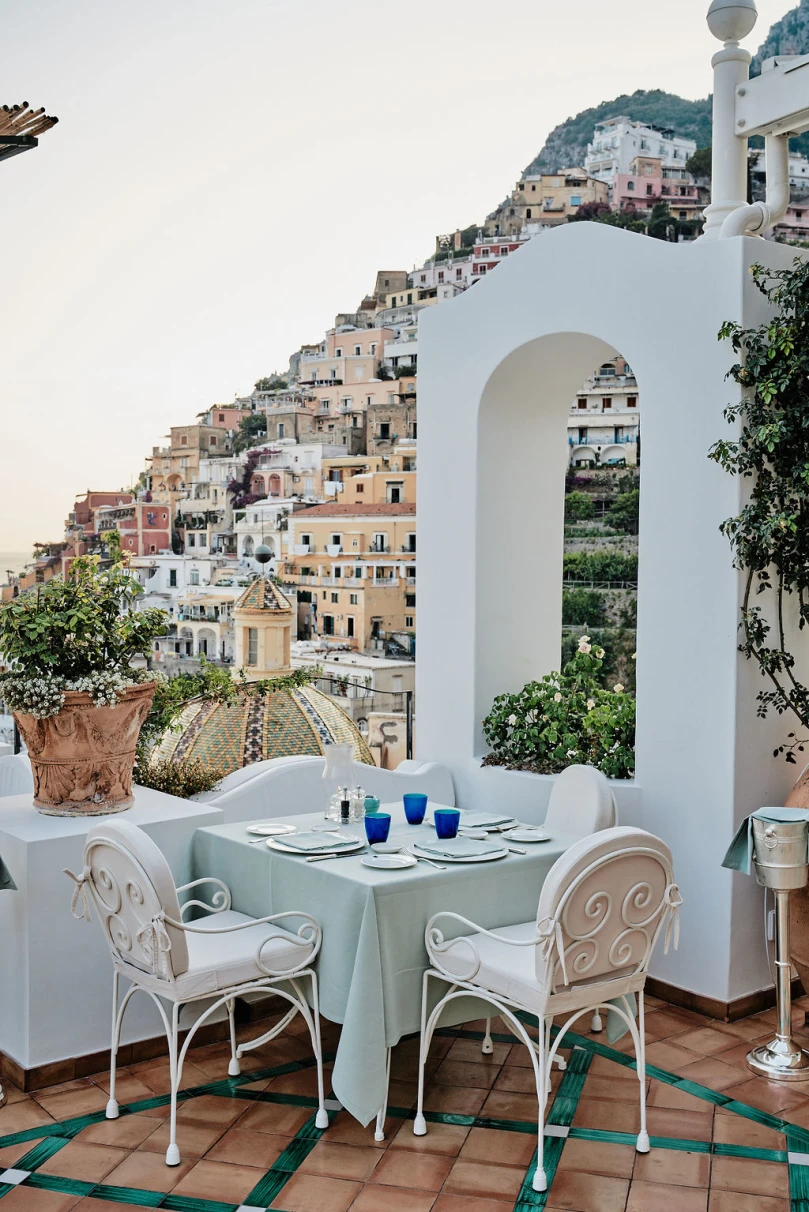 Imagine you are on the Amalfi Coast…