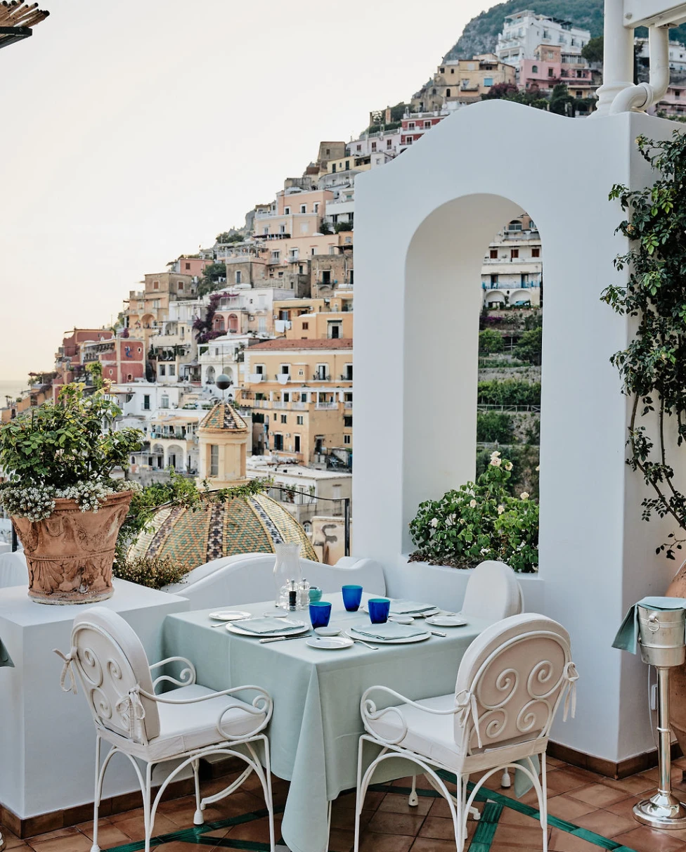 Advisor - Imagine you are on the Amalfi Coast…