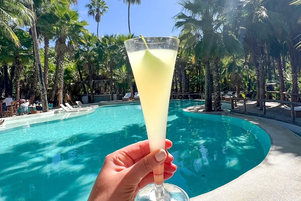 Drink with a pool view in Rancho Corazon.