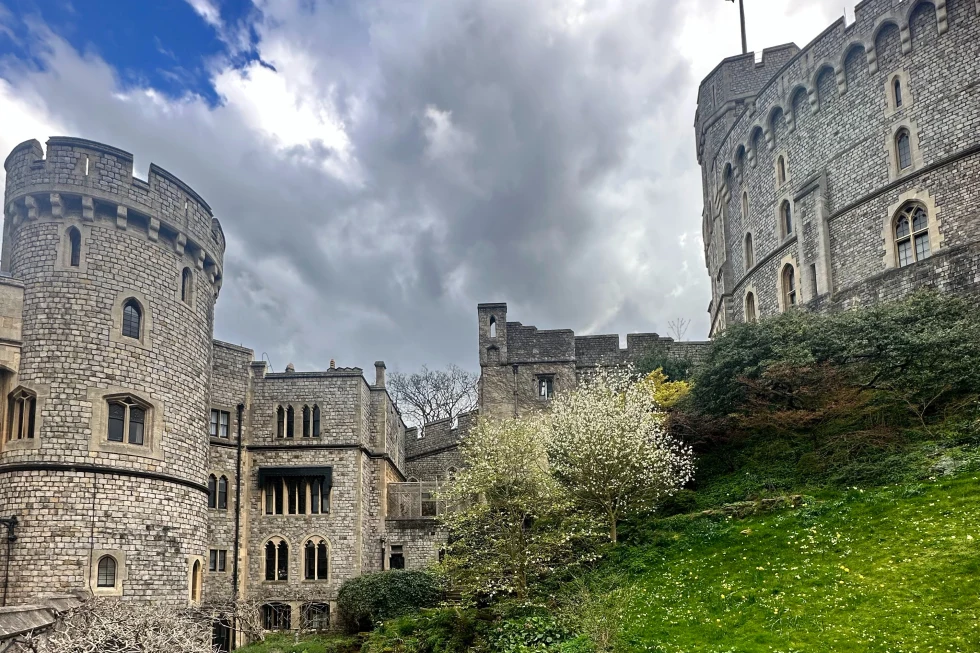 Windsor Castle picture in daytime.