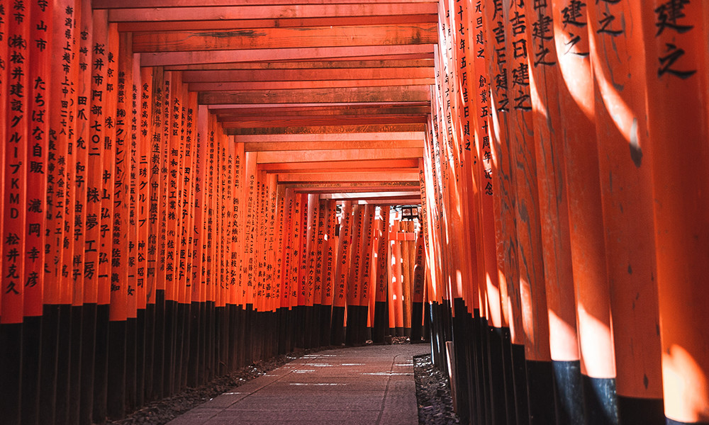 Red and black pillars in Japan temple
