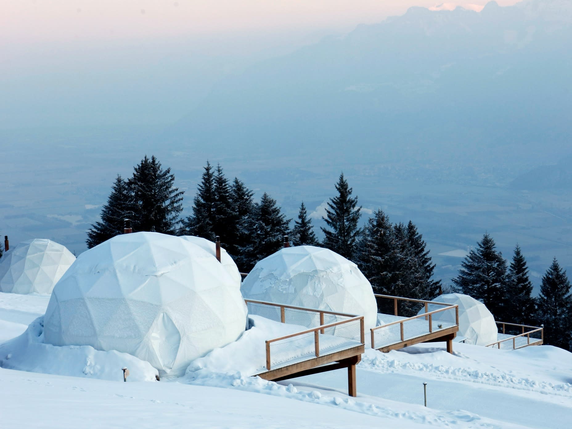  the-11-best-adventure-lodges-in-the-world-swiss-alps
