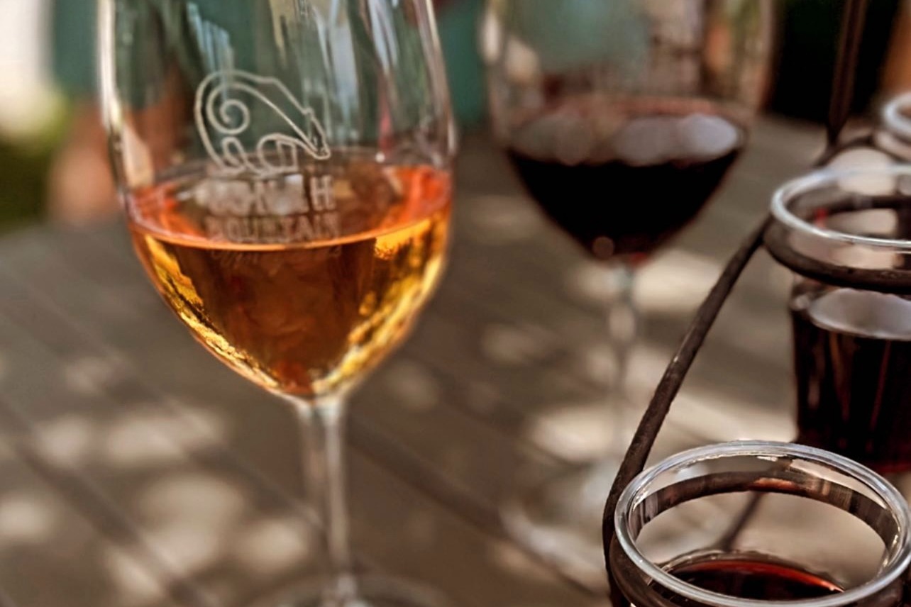 Yonah Mountain Vineyards' wine tasting