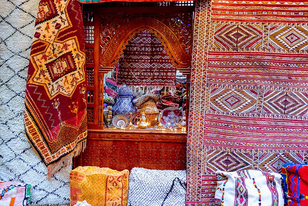 Culture and Relaxation: A 10-Day Morocco Itinerary - Day 1: Arrive in Fès