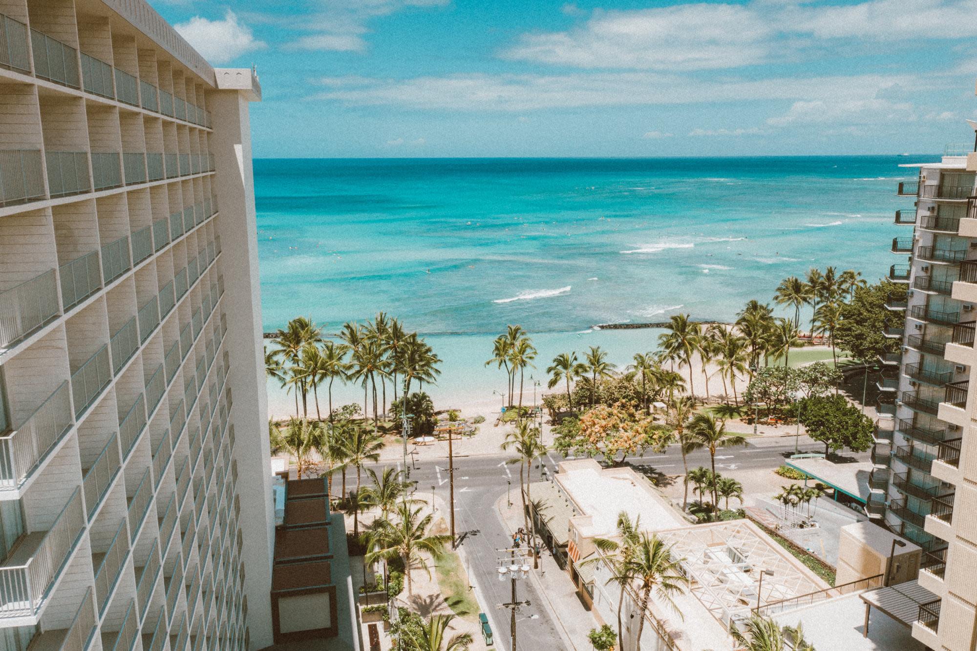 best-island-to-visit-in-hawaii-for-first-time-hotel-honolulu